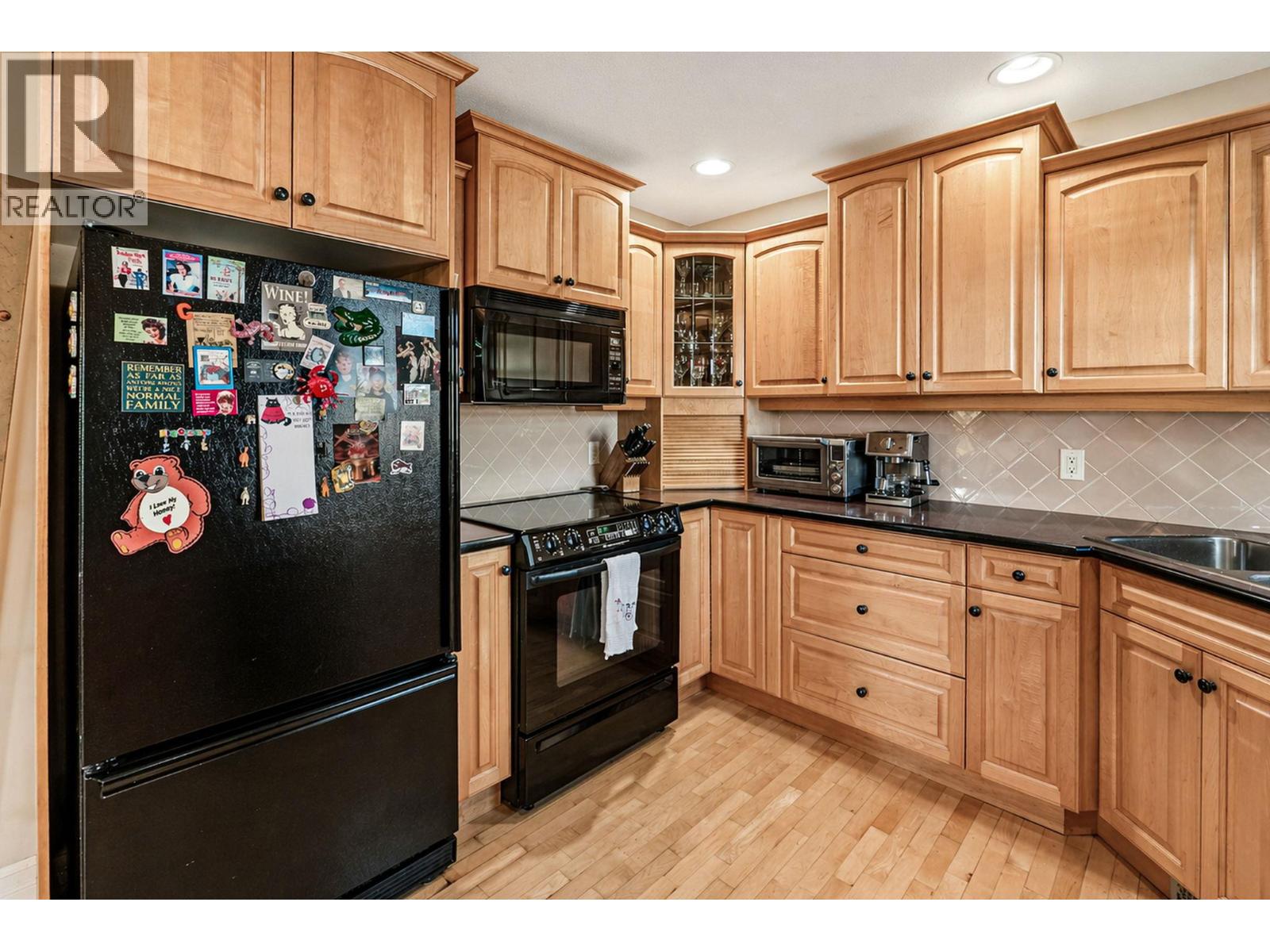 4049 Lakeshore Drive Unit# 105, Kelowna, British Columbia  V1W 1V7 - Photo 11 - 10384622