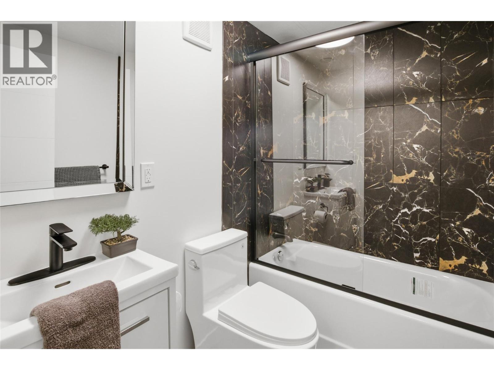 161 Shuswap Avenue Unit# 13, Chase, British Columbia  V0E 1M0 - Photo 3 - 10384815