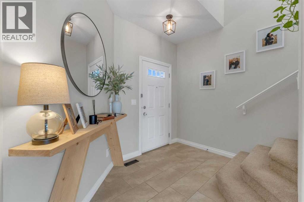 26 Cole Way, Sylvan Lake, Alberta  T4S 0L6 - Photo 3 - A2304029