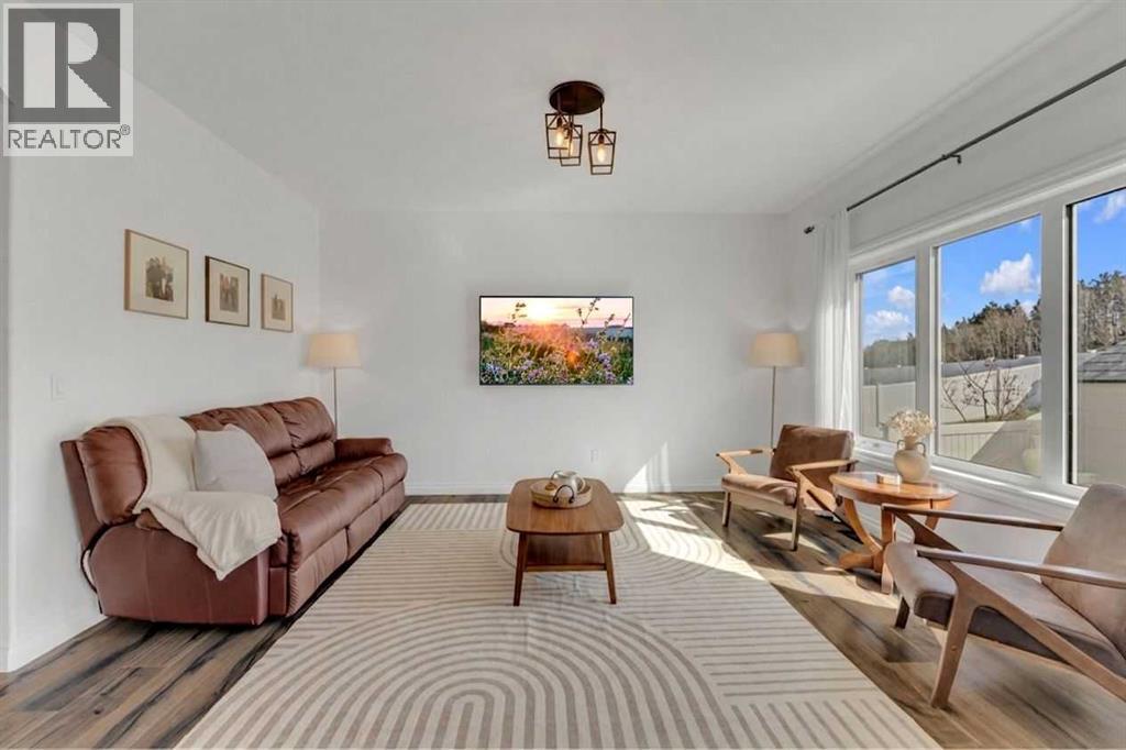 26 Cole Way, Sylvan Lake, Alberta  T4S 0L6 - Photo 8 - A2304029