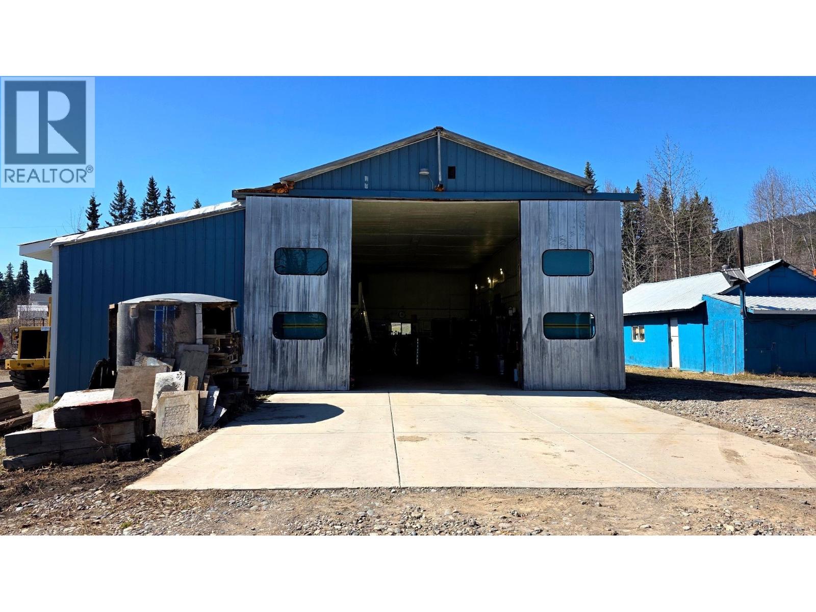 3260 Gun Range Road, Houston, British Columbia  V0J 1Z2 - Photo 35 - R3115612