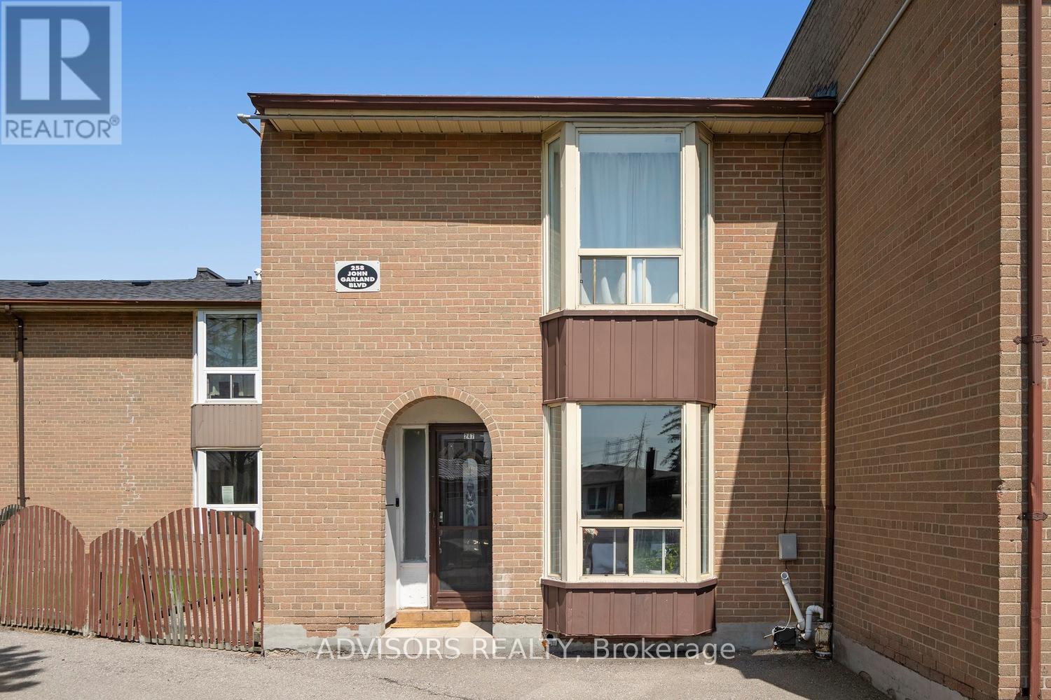 247 - 258 JOHN GARLAND BOULEVARD, Toronto, Ontario