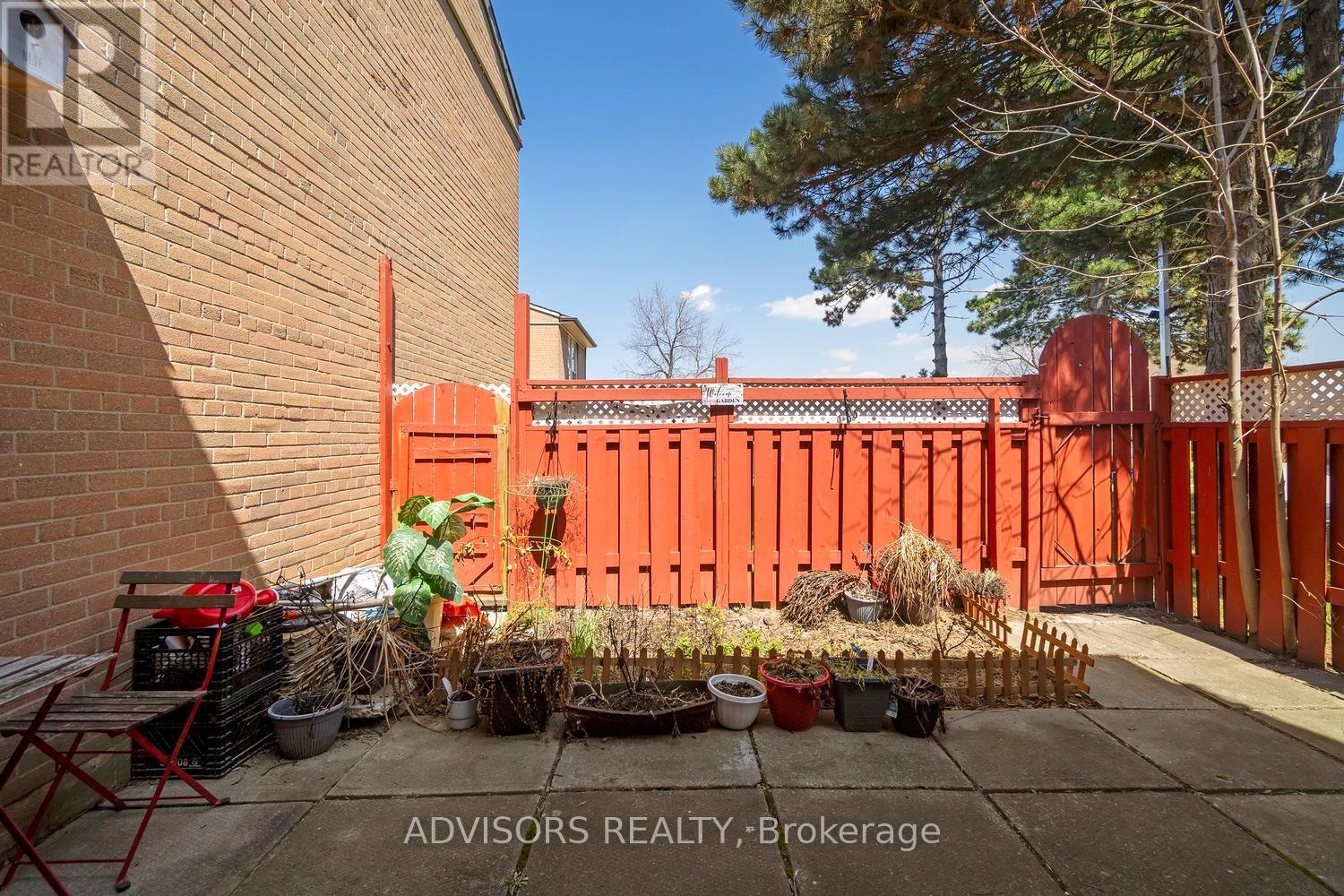 247 - 258 John Garland Boulevard, Toronto, Ontario  M9V 1N8 - Photo 21 - W13043178