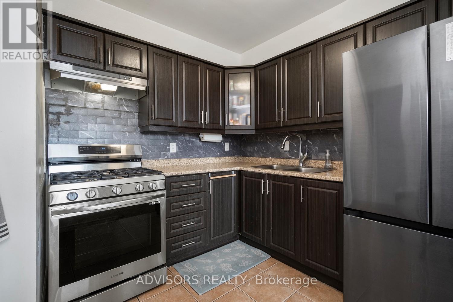 247 - 258 John Garland Boulevard, Toronto, Ontario  M9V 1N8 - Photo 6 - W13043178