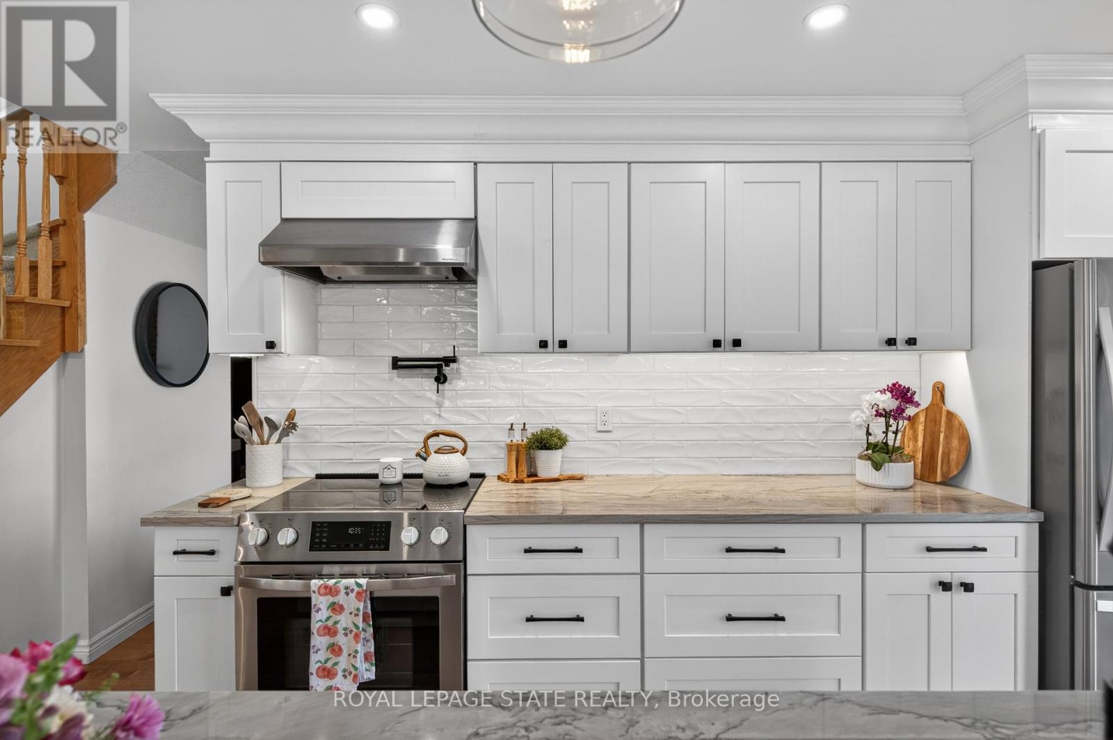 1151 Campbell Court, Burlington, Ontario  L7S 1Z7 - Photo 18 - W13043188