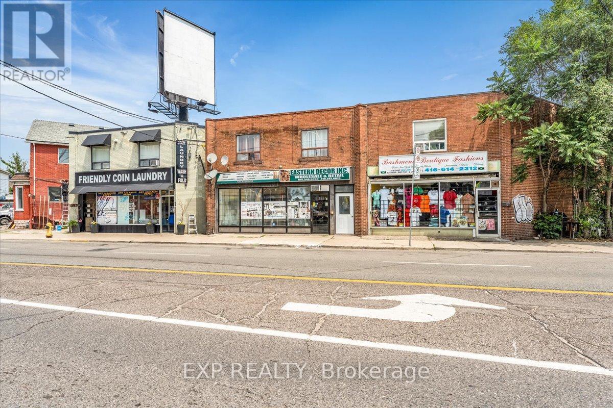 1355 Weston Road, Toronto, Ontario  M6M 4R9 - Photo 2 - W13043224