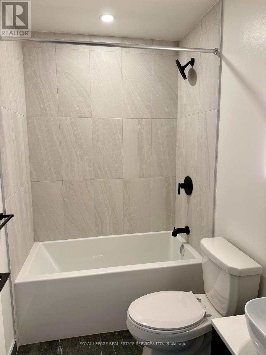 1206 - 1185 Dupont Street, Toronto, Ontario  M6H 0G5 - Photo 10 - W13043244