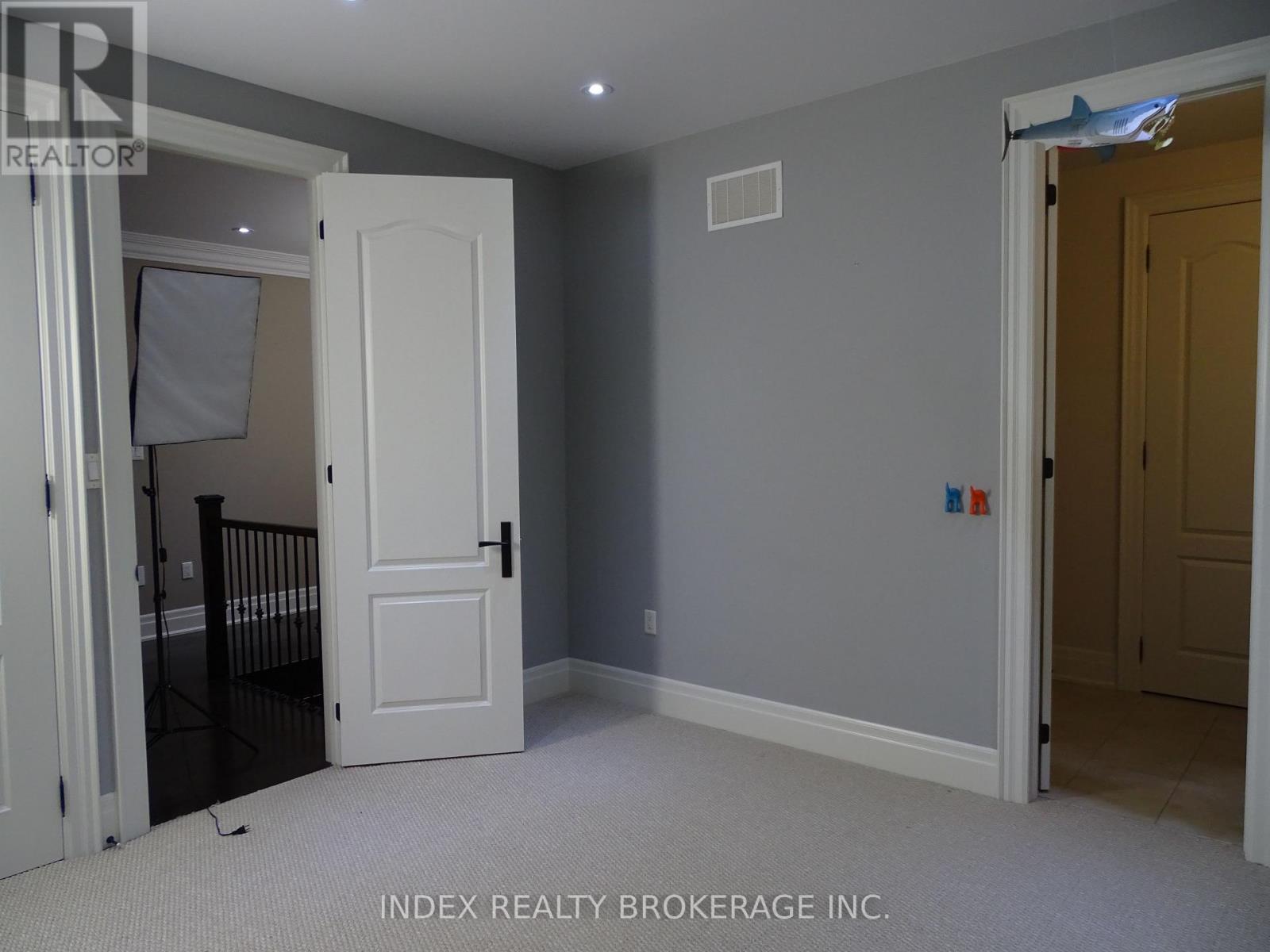 Upper - 24 Lloyd Sanderson Drive, Brampton, Ontario  L6Y 3A5 - Photo 14 - W13043262