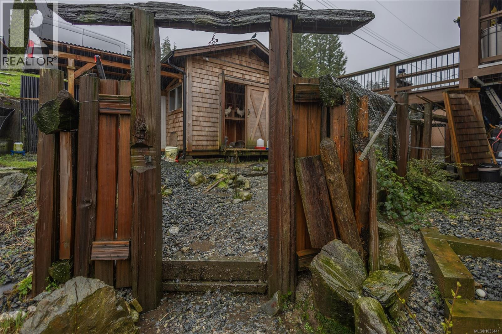 B 16990 Wickanninish Rd, Port Renfrew, British Columbia  V0S 1K0 - Photo 39 - 1033441