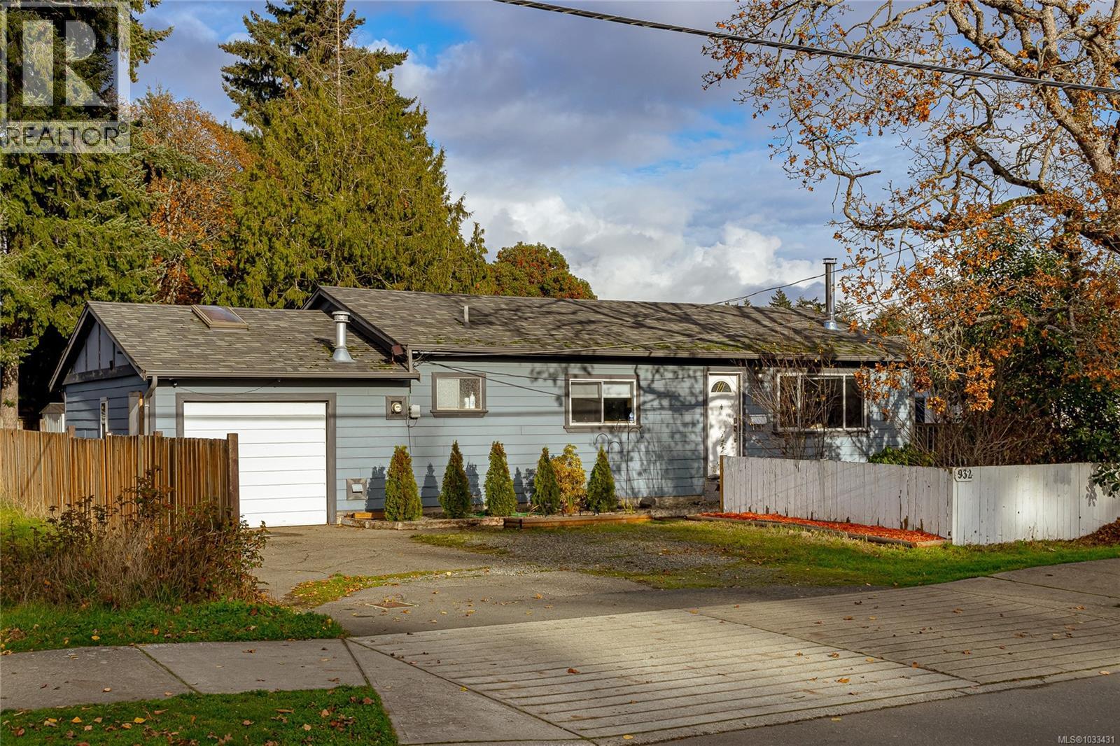 932 Bray Ave, Langford, British Columbia