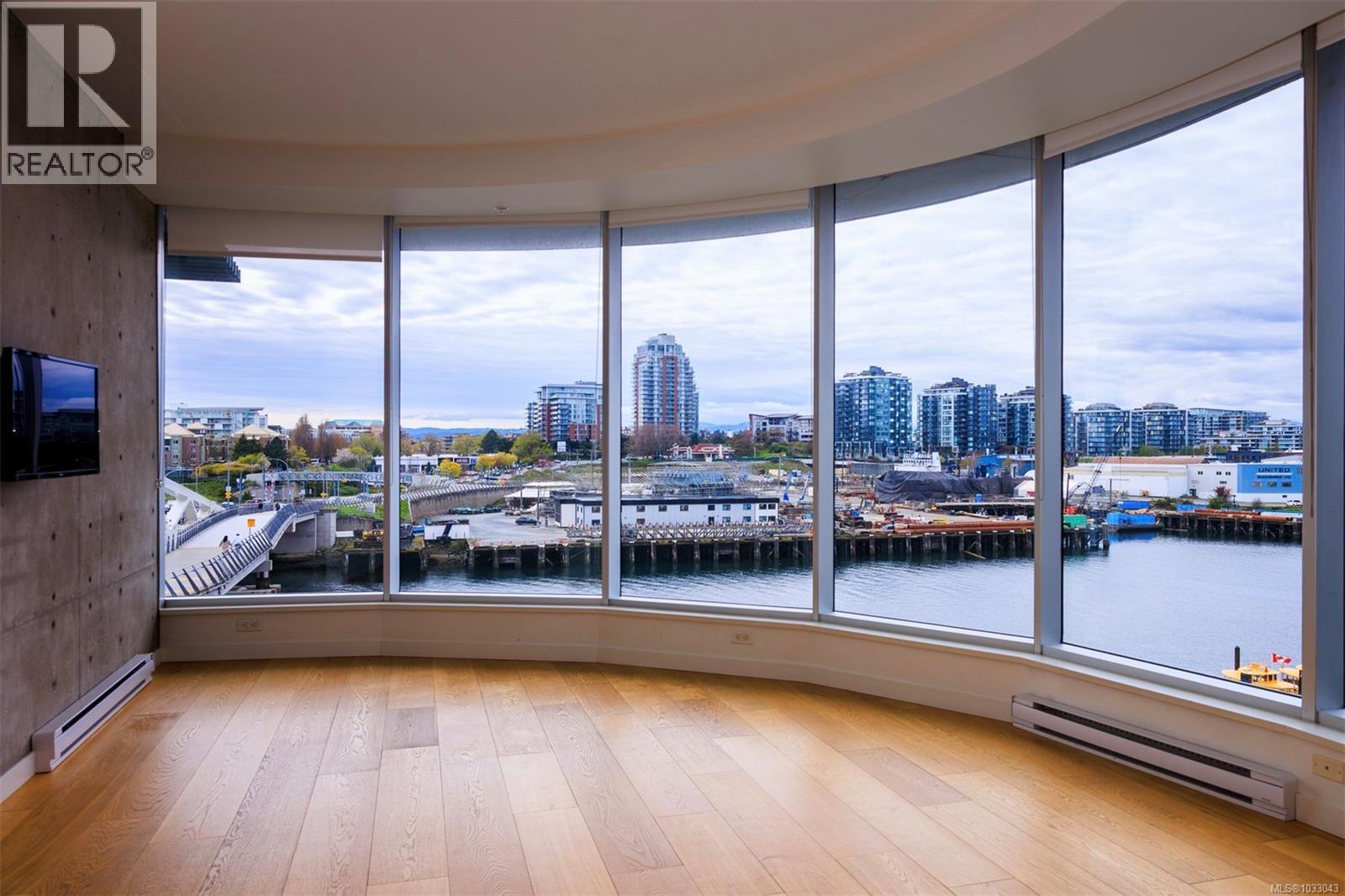 312b 456 Pandora Ave, Victoria, British Columbia  V8W 0E3 - Photo 1 - 1033043