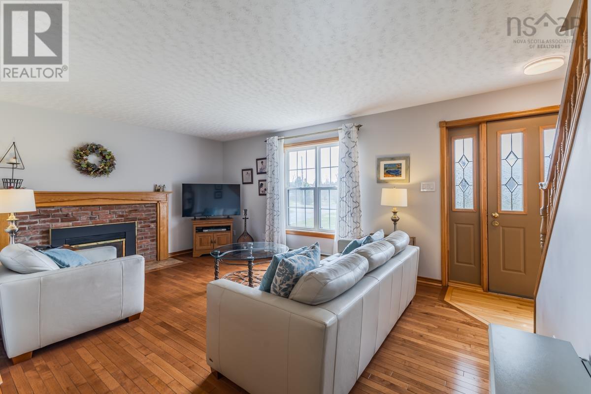 53 Meadowland Avenue, Bible Hill, Nova Scotia  B2N 6H6 - Photo 6 - 202608487
