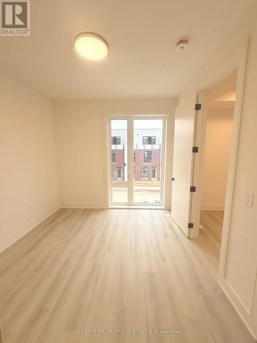 68 Everett Common, St. Catharines, Ontario  L2P 0H1 - Photo 9 - X13043250