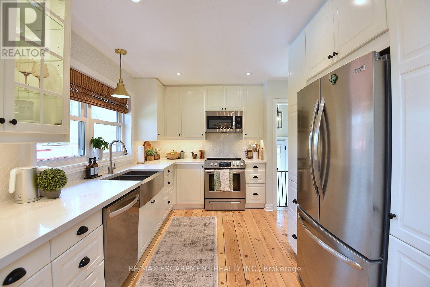 16 Church Street, Hamilton, Ontario  L0R 2H0 - Photo 20 - X13042206