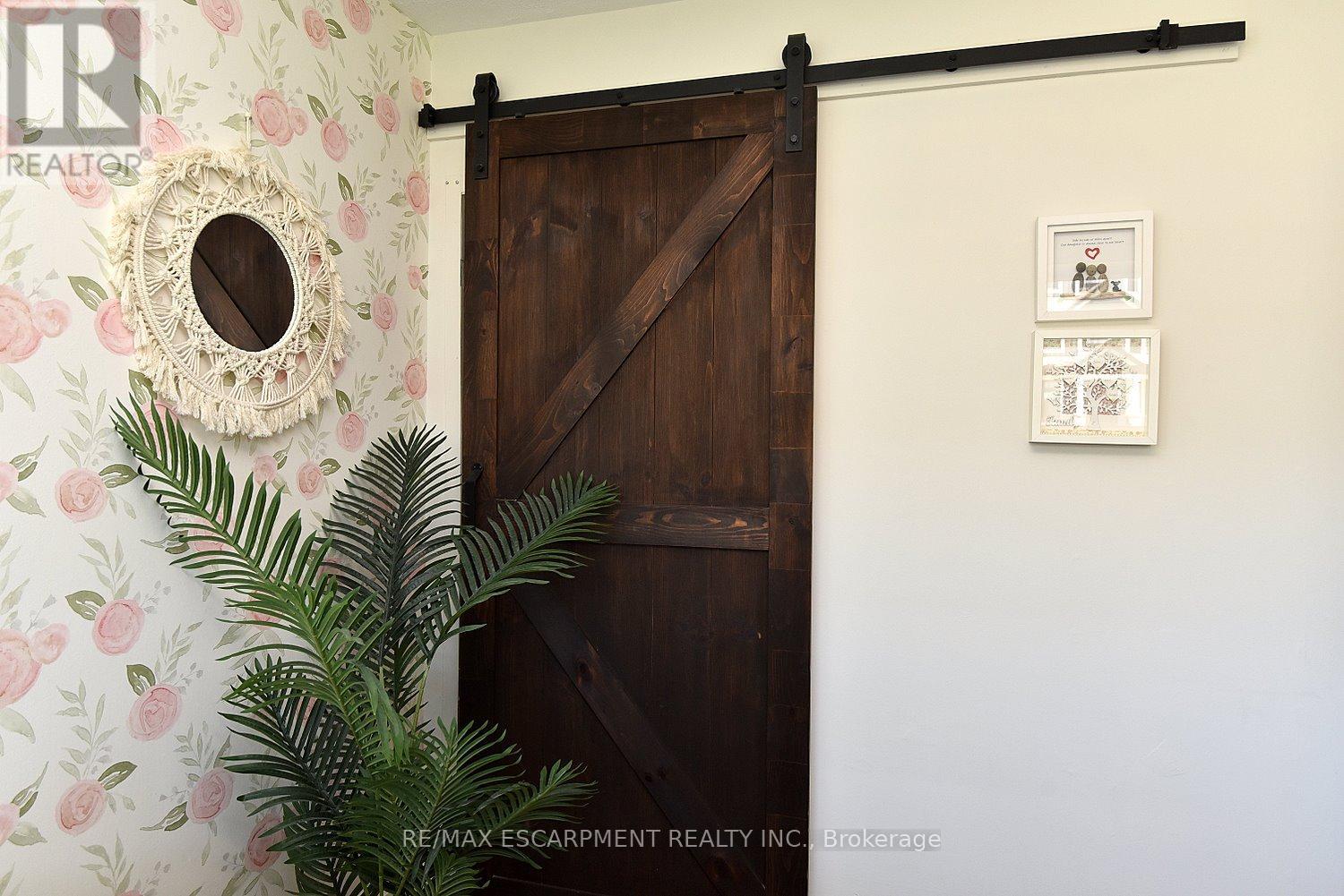 16 Church Street, Hamilton, Ontario  L0R 2H0 - Photo 24 - X13042206