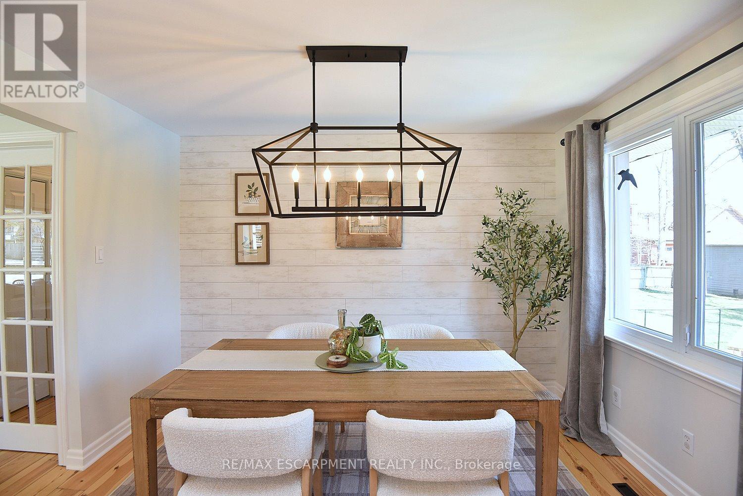 16 Church Street, Hamilton, Ontario  L0R 2H0 - Photo 14 - X13042206