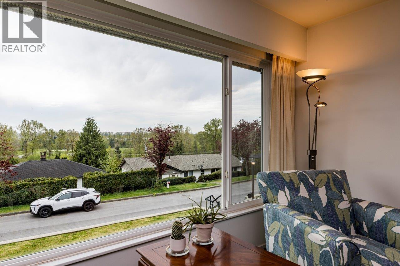 4581 Sunland Place, Burnaby, British Columbia  V5J 3A3 - Photo 4 - R3114797