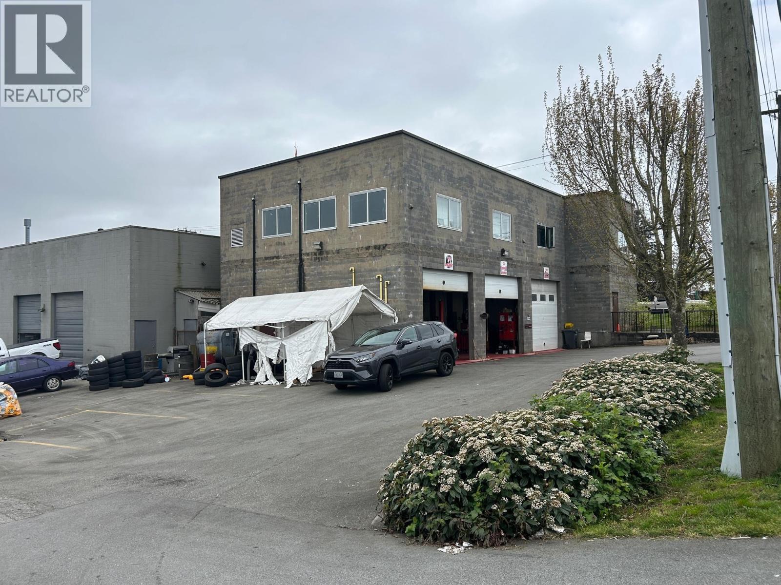 7212 Gilley Avenue, Burnaby, British Columbia  V5J 4X3 - Photo 2 - C8078198