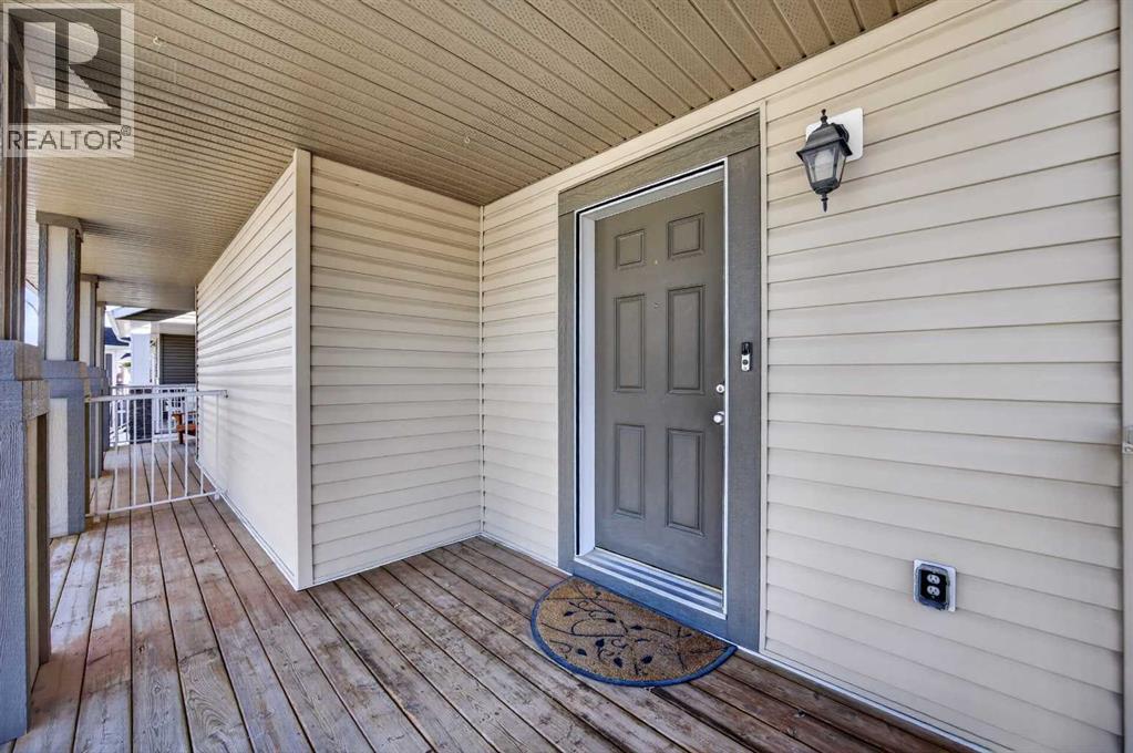 312 Willow Street, Cochrane, Alberta  T4C 0Y9 - Photo 2 - A2302589