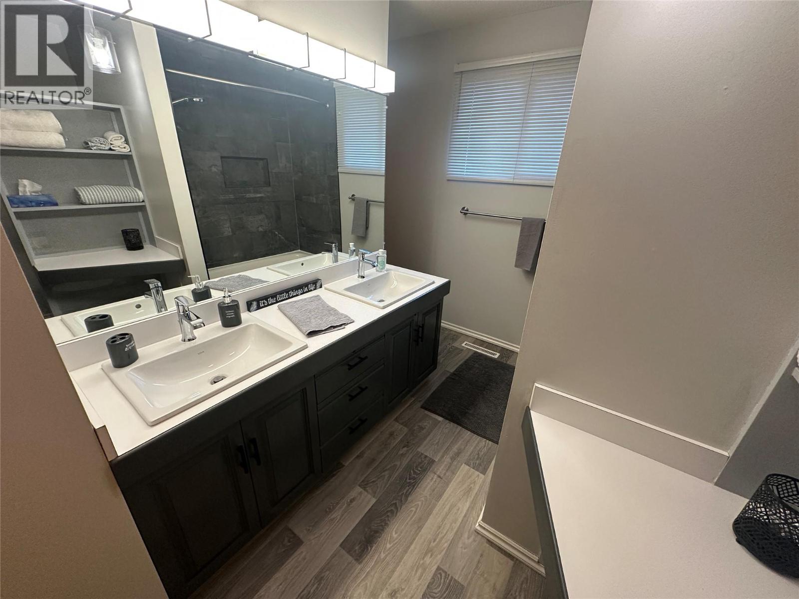 1916 90 Avenue, Dawson Creek, British Columbia  V1G 1A6 - Photo 9 - 10383048