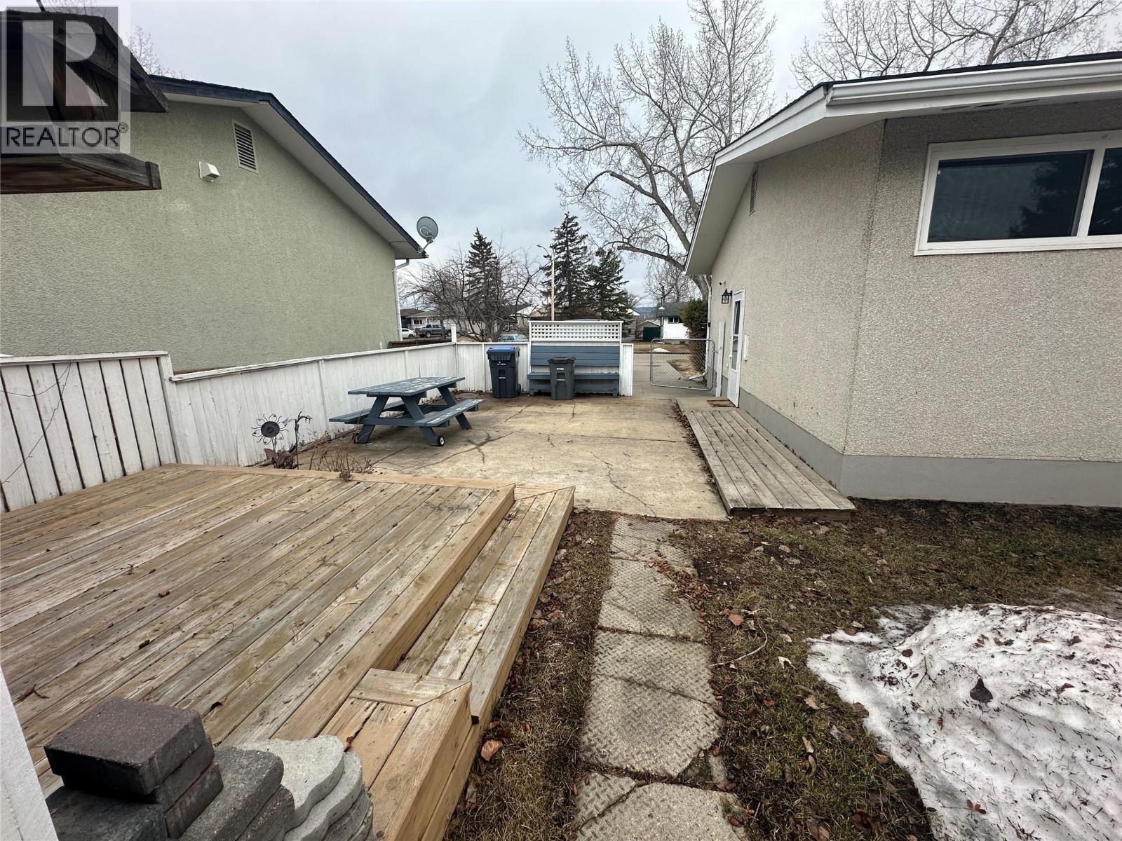 1916 90 Avenue, Dawson Creek, British Columbia  V1G 1A6 - Photo 18 - 10383048