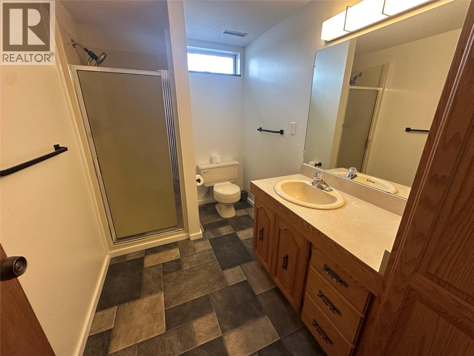 1916 90 Avenue, Dawson Creek, British Columbia  V1G 1A6 - Photo 14 - 10383048