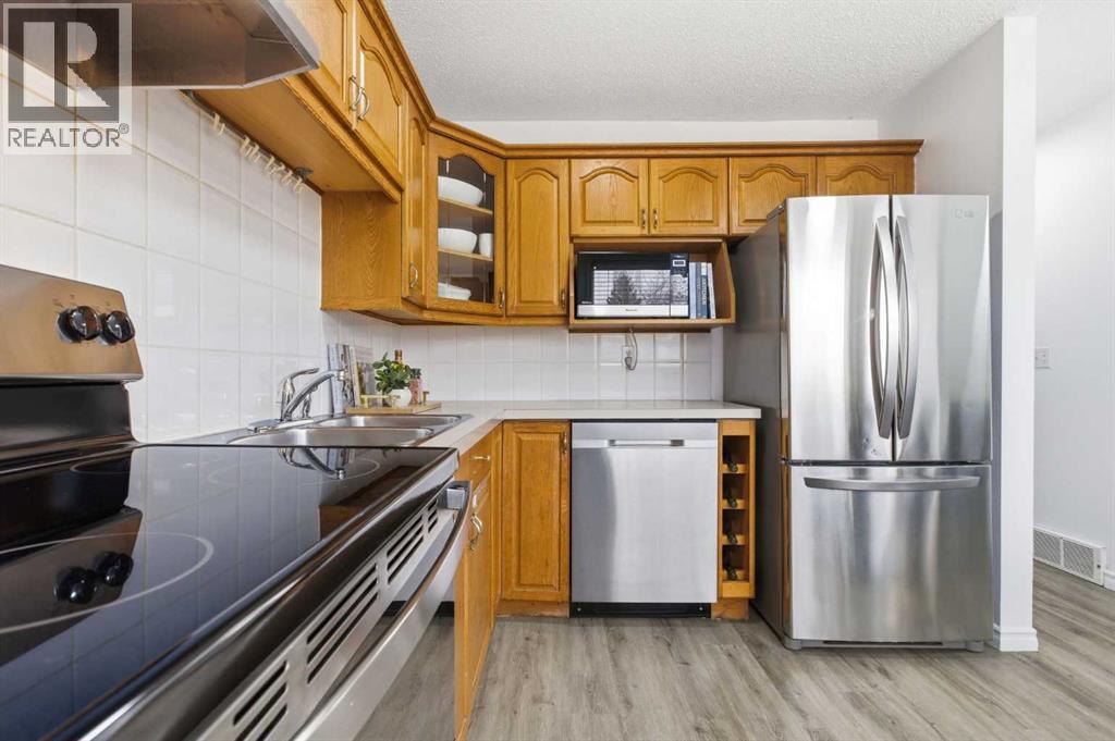 60, 123 Queensland Drive Se, Calgary, Alberta  T2J 5J4 - Photo 11 - A2304783