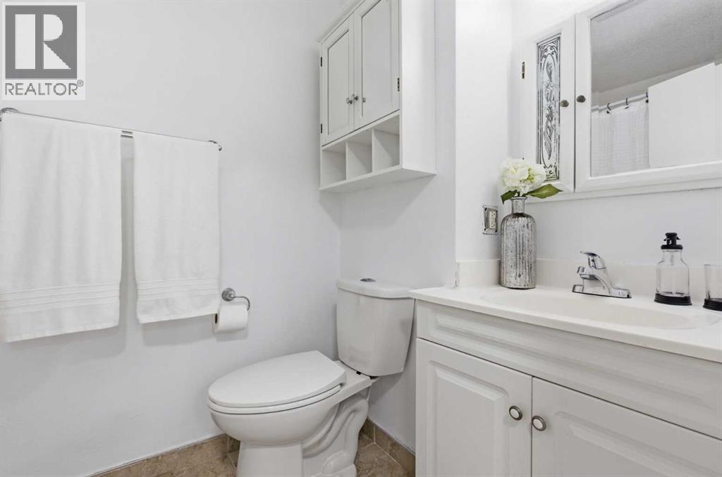 60, 123 Queensland Drive Se, Calgary, Alberta  T2J 5J4 - Photo 24 - A2304783