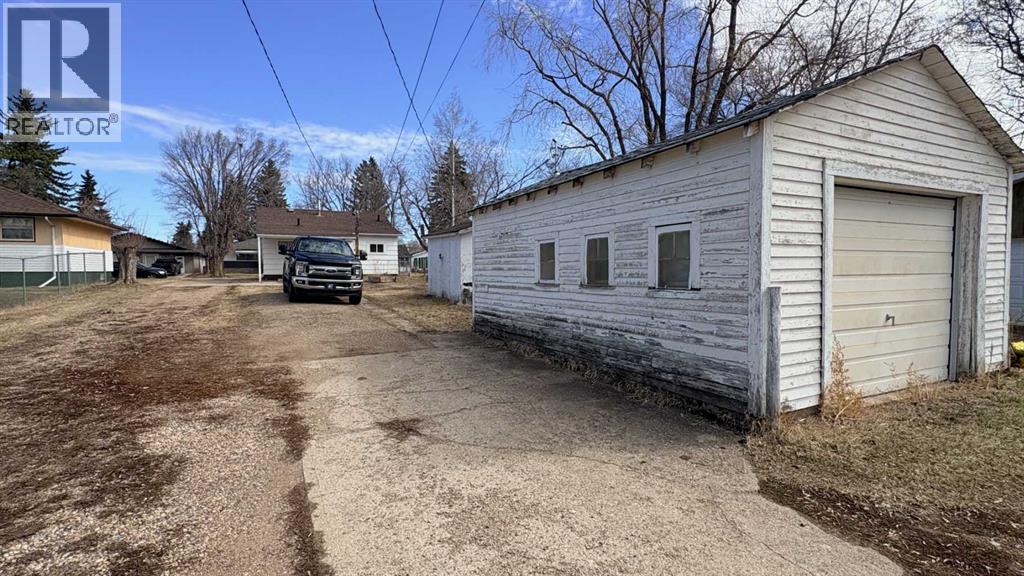 1209 5 Avenue, Wainwright, Alberta  T9W 1L8 - Photo 16 - A2303860