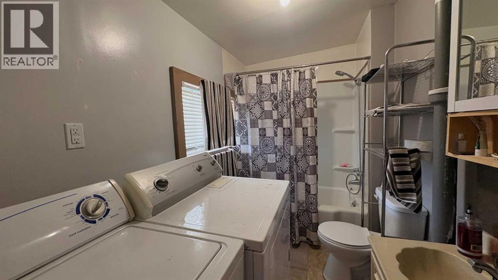 1209 5 Avenue, Wainwright, Alberta  T9W 1L8 - Photo 9 - A2303860