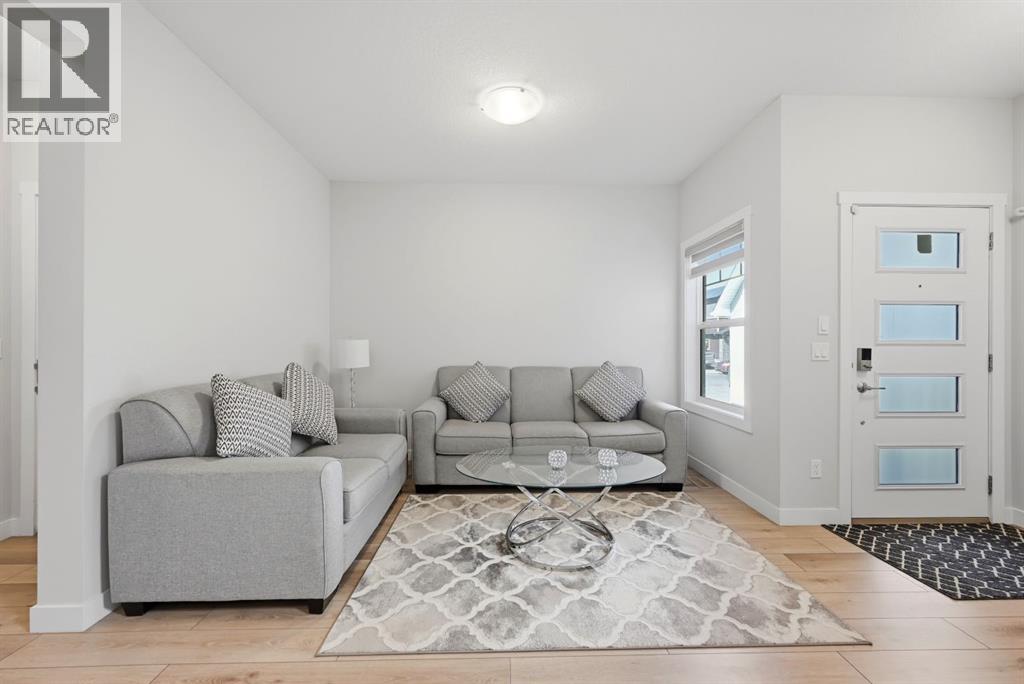 96 Homestead Grove Ne, Calgary, Alberta  T3J 2G7 - Photo 3 - A2304843