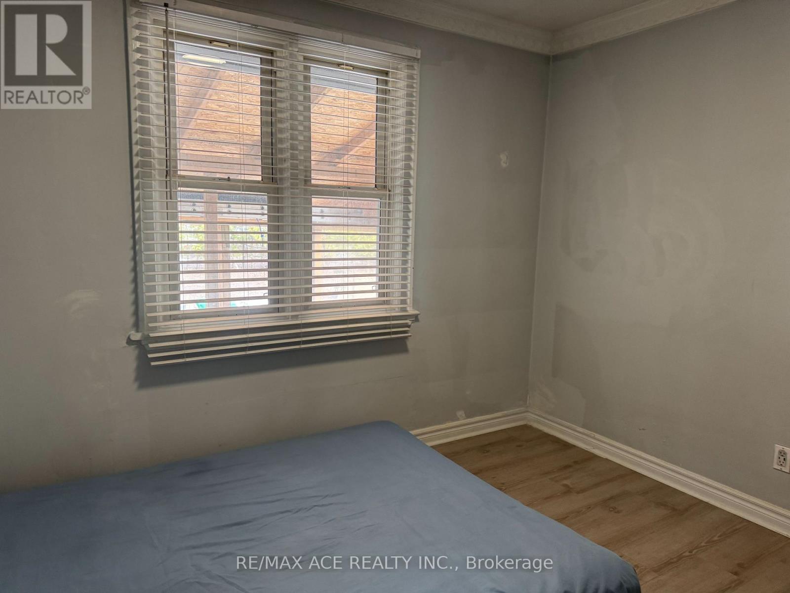 92 Ware Street, Peterborough, Ontario  K9J 2B7 - Photo 12 - X12986726