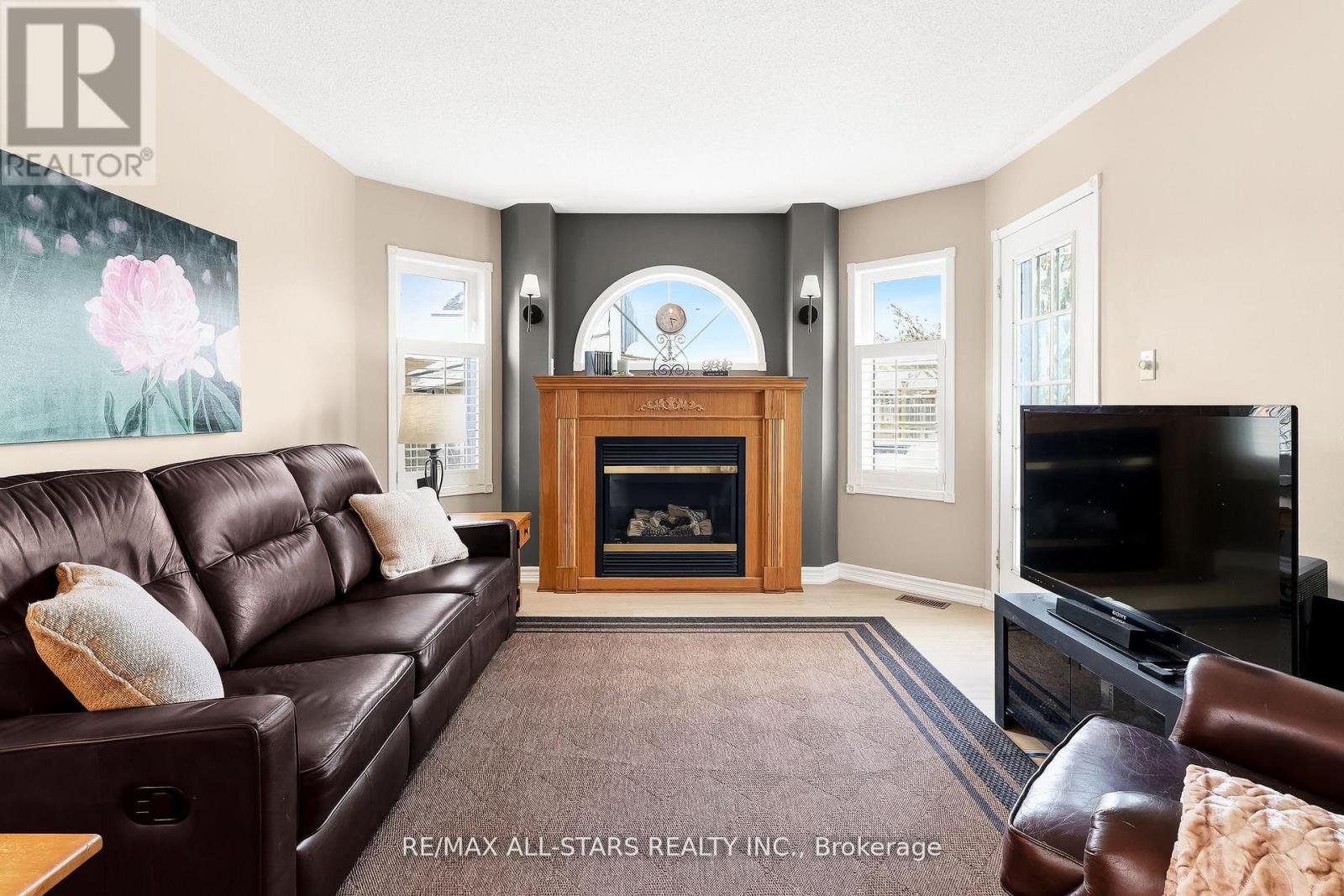 69 Matthewson Place, Whitby, Ontario  L1M 1H4 - Photo 27 - E13043386