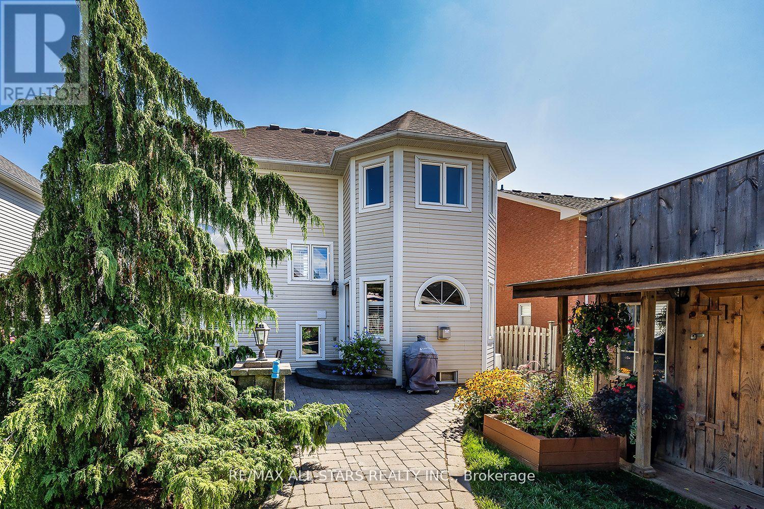 69 Matthewson Place, Whitby, Ontario  L1M 1H4 - Photo 36 - E13043386