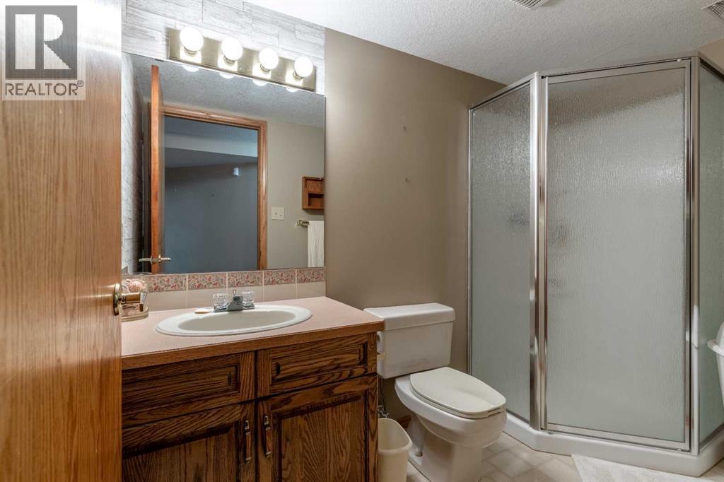 2210 26 Avenue S, Lethbridge, Alberta  T1K 6K2 - Photo 28 - A2296956