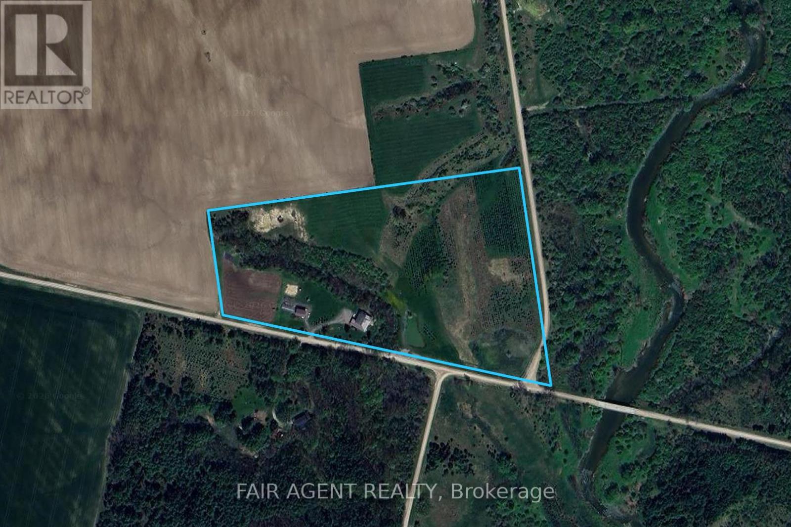 4484 Ausable Drive, North Middlesex, Ontario  N0M 1A0 - Photo 2 - X13043356