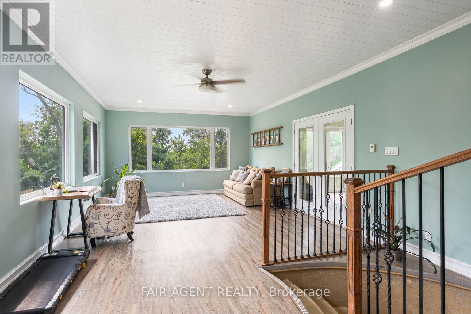 4484 Ausable Drive, North Middlesex, Ontario  N0M 1A0 - Photo 21 - X13043356