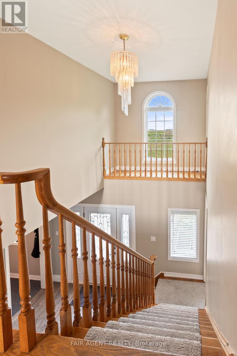 4484 Ausable Drive, North Middlesex, Ontario  N0M 1A0 - Photo 23 - X13043356