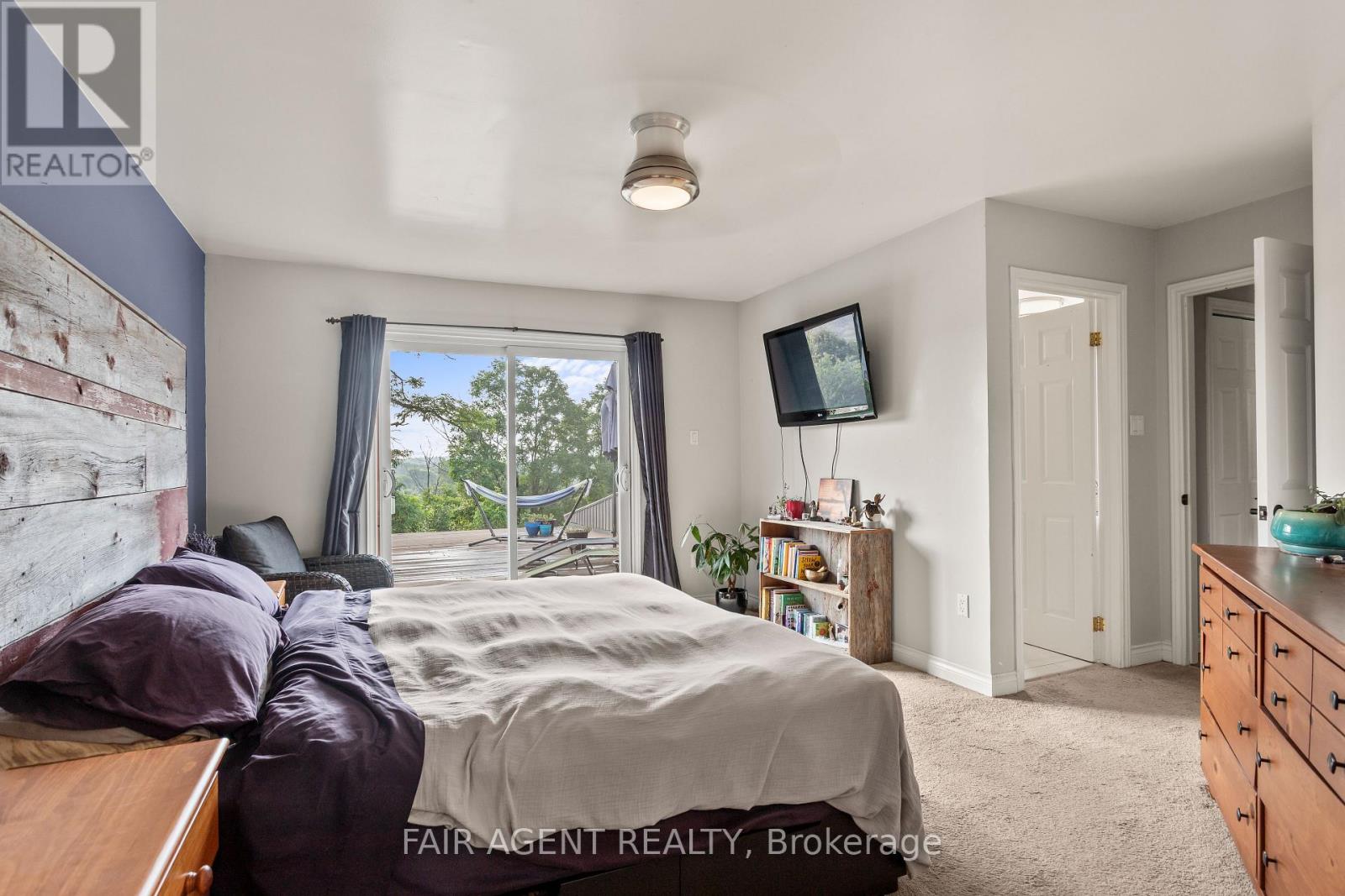 4484 Ausable Drive, North Middlesex, Ontario  N0M 1A0 - Photo 26 - X13043356