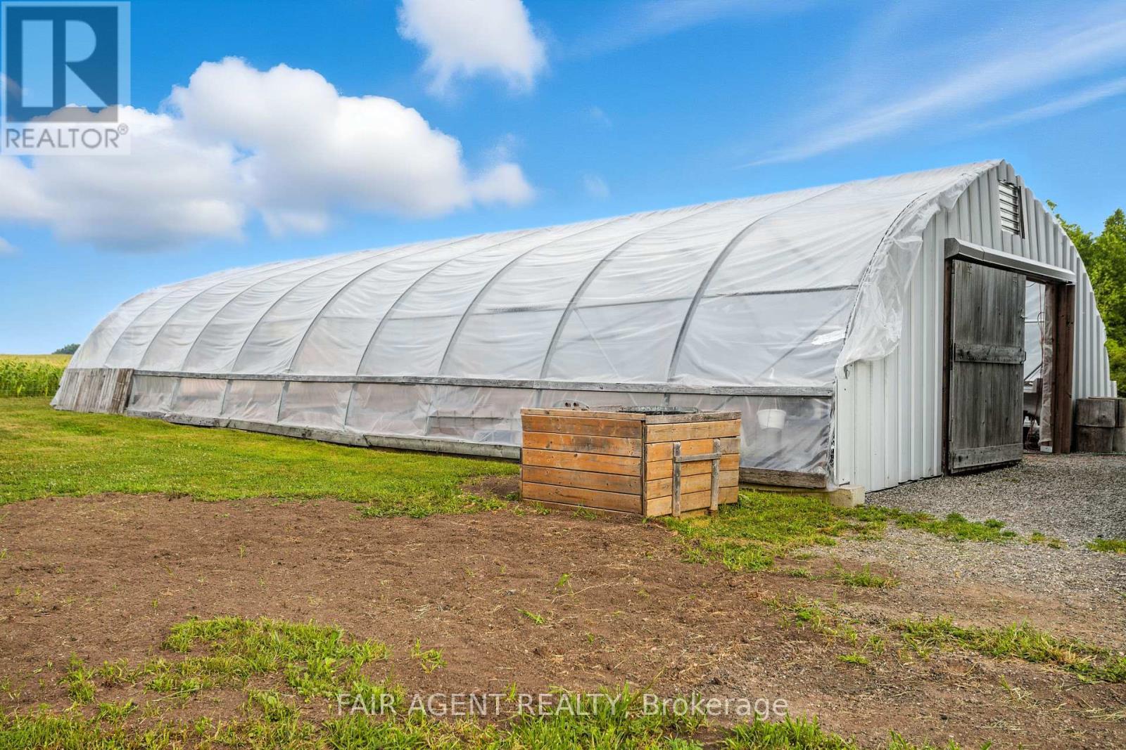 4484 Ausable Drive, North Middlesex, Ontario  N0M 1A0 - Photo 47 - X13043356