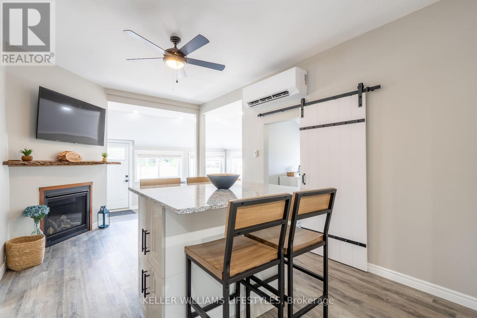 6371 Cottage Way Lane, Lambton Shores, Ontario  N0N 1J1 - Photo 12 - X13043412