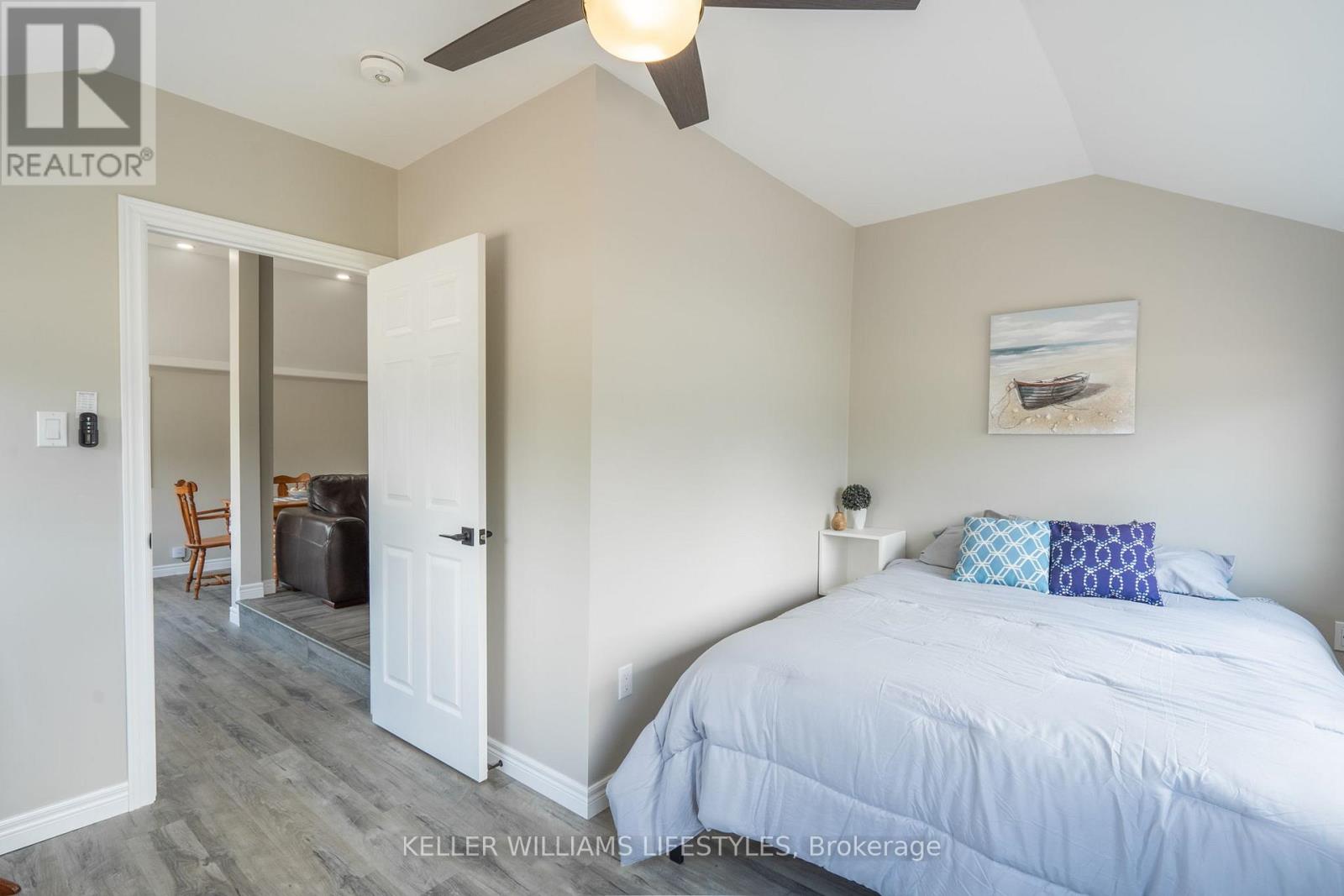 6371 Cottage Way Lane, Lambton Shores, Ontario  N0N 1J1 - Photo 22 - X13043412