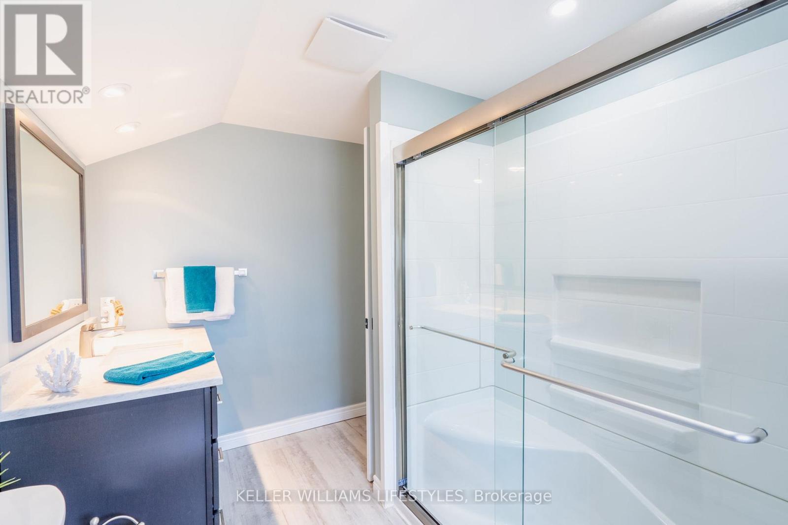 6371 Cottage Way Lane, Lambton Shores, Ontario  N0N 1J1 - Photo 30 - X13043412