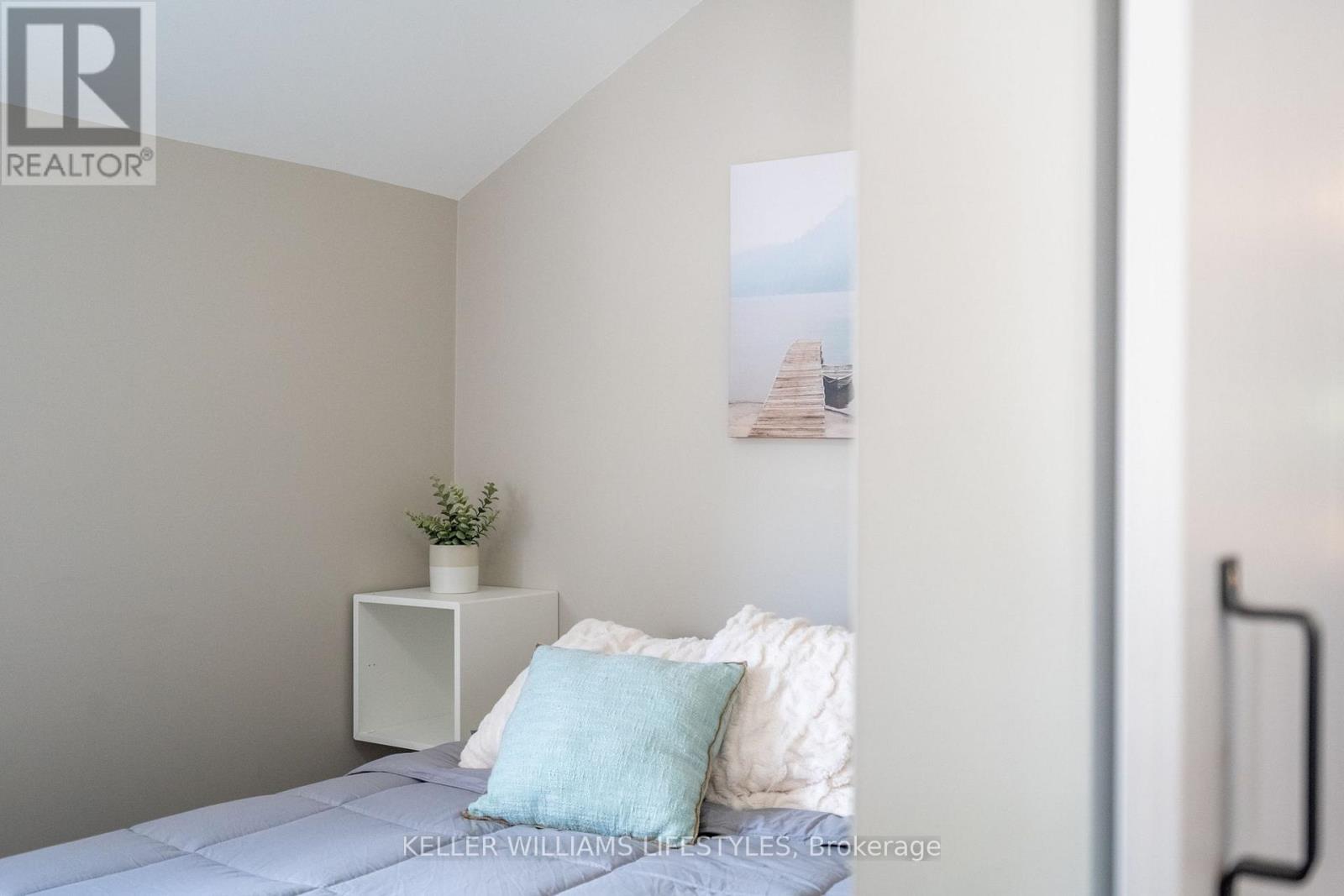 6371 Cottage Way Lane, Lambton Shores, Ontario  N0N 1J1 - Photo 36 - X13043412