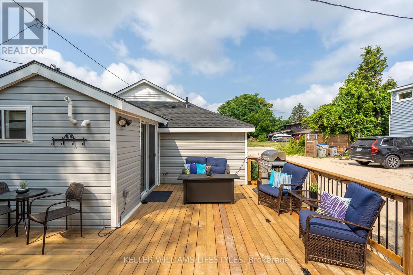 6371 Cottage Way Lane, Lambton Shores, Ontario  N0N 1J1 - Photo 38 - X13043412