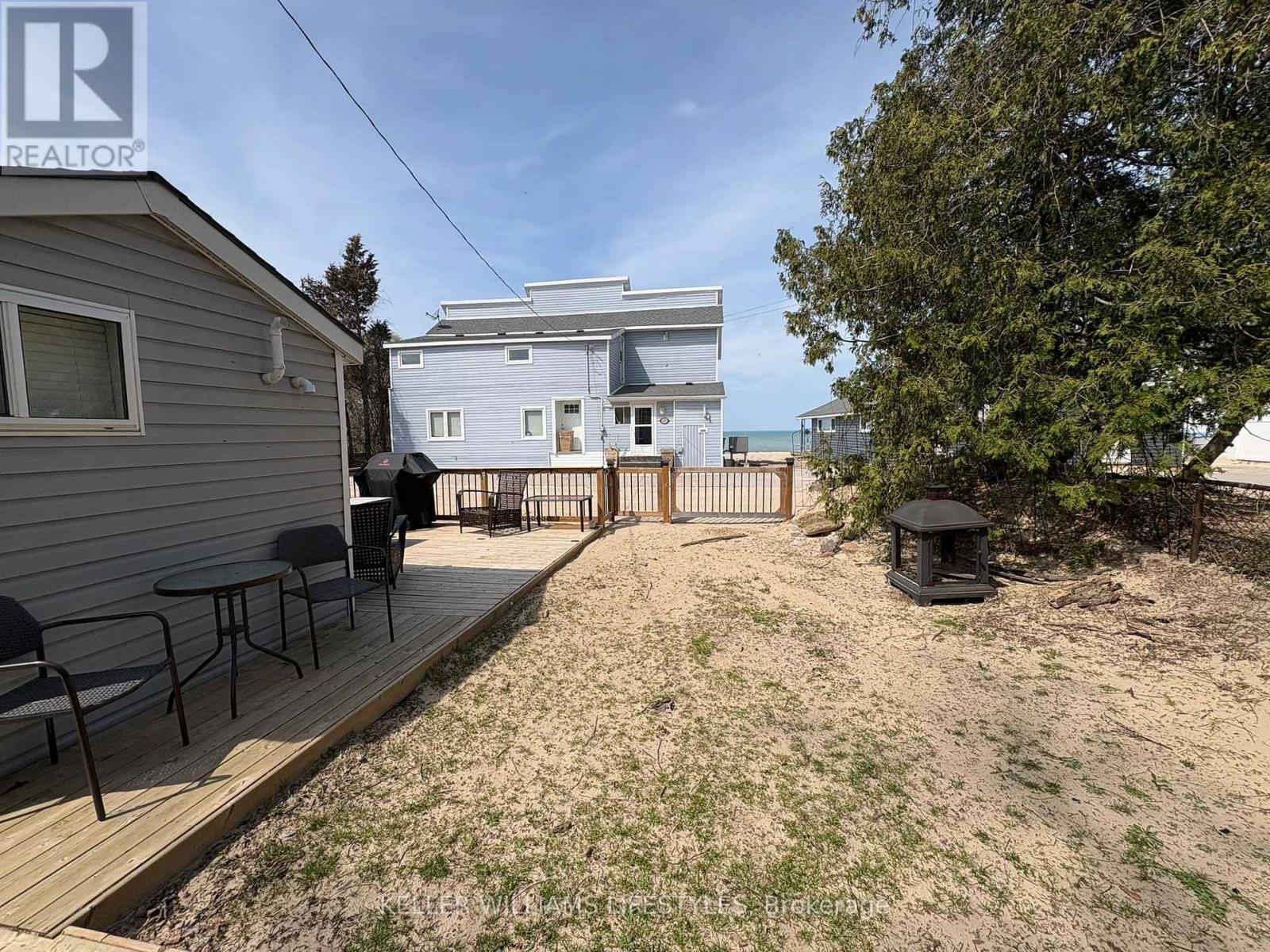 6371 Cottage Way Lane, Lambton Shores, Ontario  N0N 1J1 - Photo 42 - X13043412