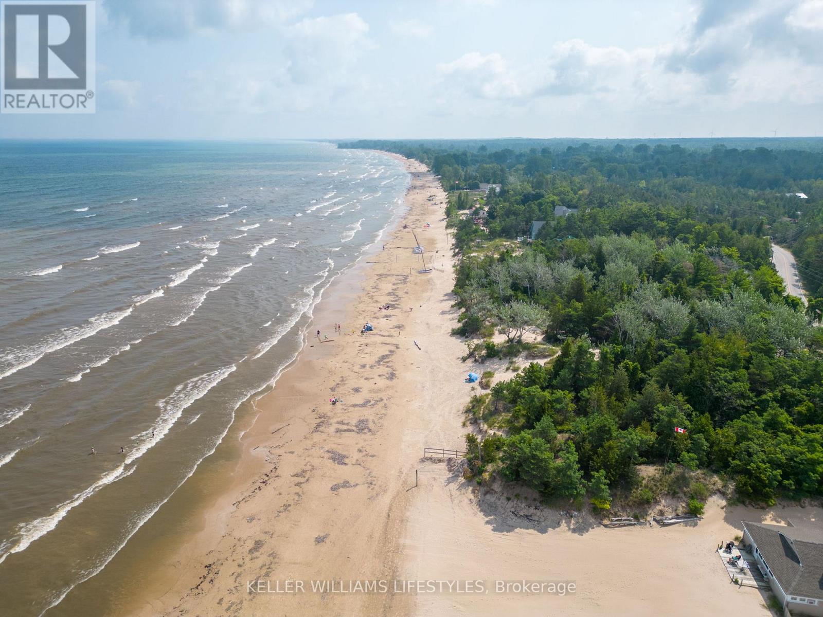 6371 Cottage Way Lane, Lambton Shores, Ontario  N0N 1J1 - Photo 47 - X13043412