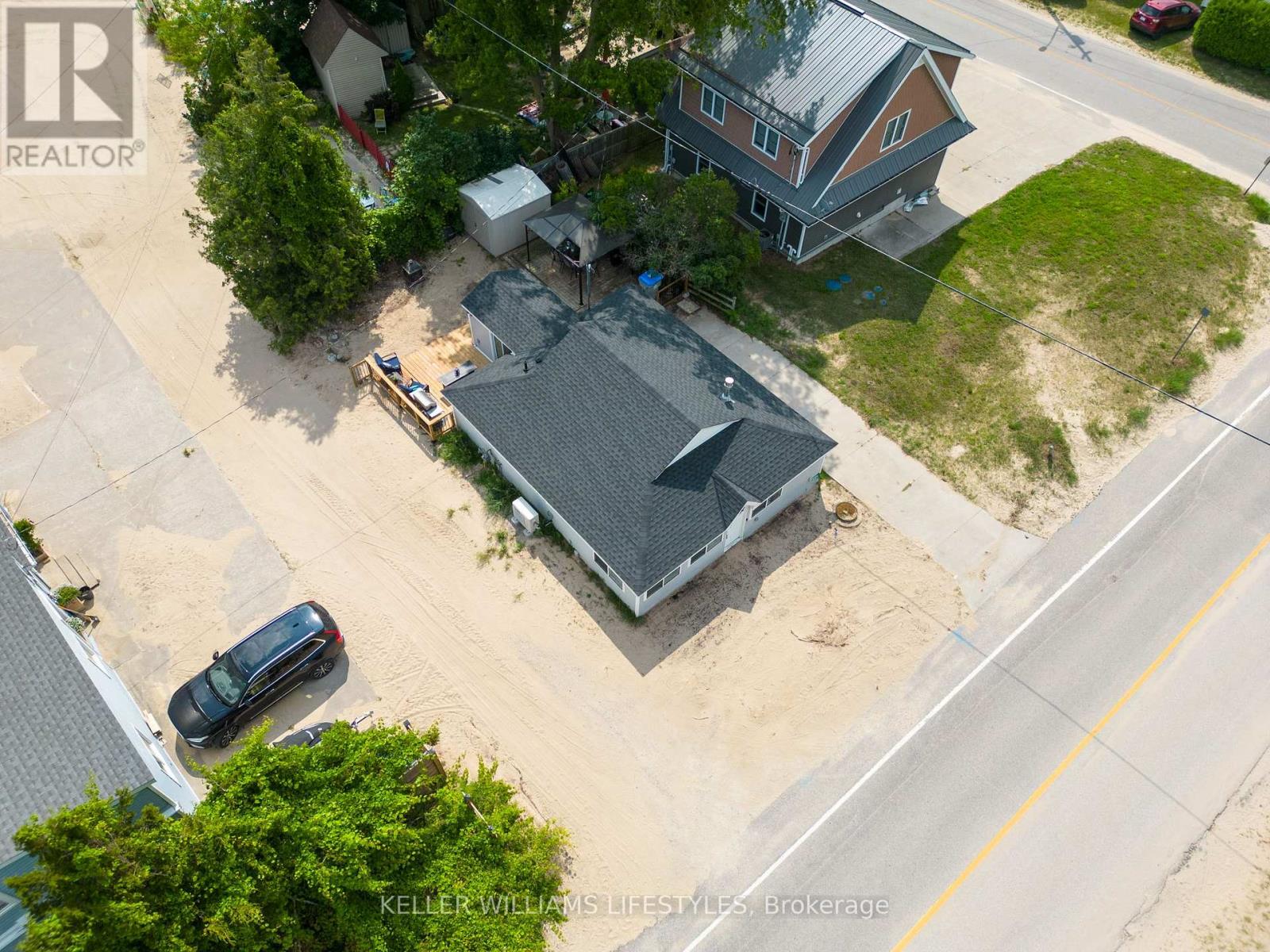 6371 Cottage Way Lane, Lambton Shores, Ontario  N0N 1J1 - Photo 48 - X13043412