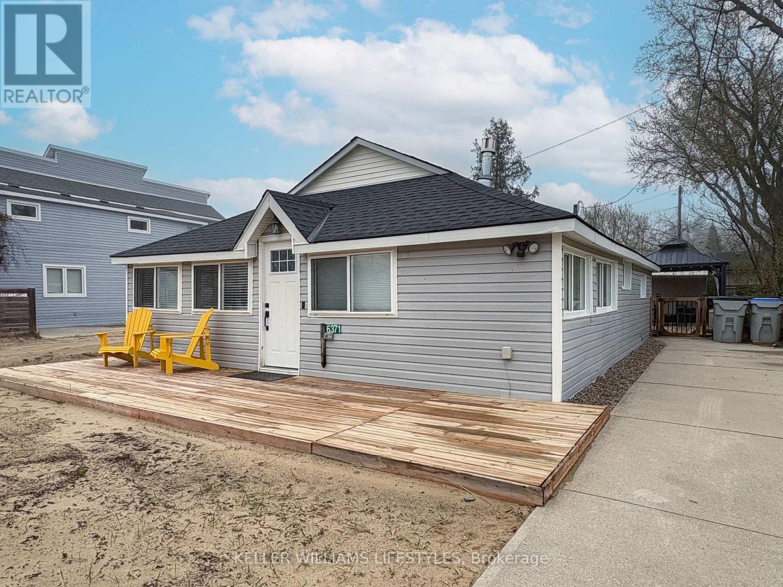 6371 Cottage Way Lane, Lambton Shores, Ontario  N0N 1J1 - Photo 7 - X13043412