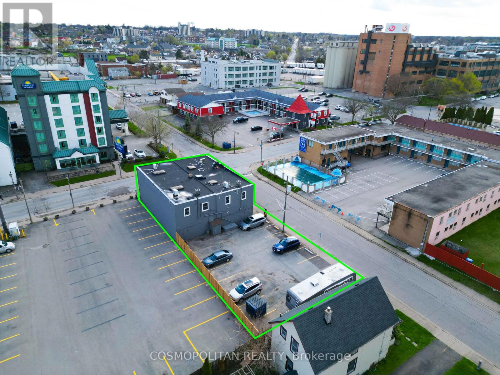 5077 Centre Street, Niagara Falls, Ontario  L2G 3N8 - Photo 31 - X13038762